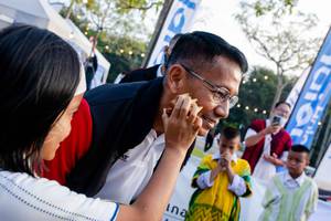 BIB: 
                            <button type="button" onclick="openModal(13716113)" class="btn btn-primary btn-sm float-right btn-popup" data-toggle="modal" data-target=".modal-high-quality">
                        <i class="fas fa-shopping-cart"></i> Add to Cart
                    </button>
                                            <button type="button" onclick="isThisMe(13716113, true)" class="btn btn-success btn-sm float-right btn-popup btn-isme hidden" data-toggle="tooltip" data-placement="bottom" title="นี่คือรูปของคุณใช่ไหม คลิกที่นี่เพื่อเอาเข้าอัลบั้ม">
                        <i class="fas fa-plus"></i> Add to album
                    </button>
                    <button type="button" onclick="isThisMe(13716113, false)" class="btn btn-warning btn-sm float-right btn-popup btn-isnotme hidden">
                        <i class="fas fa-ban"></i> Remove from album
                    </button>